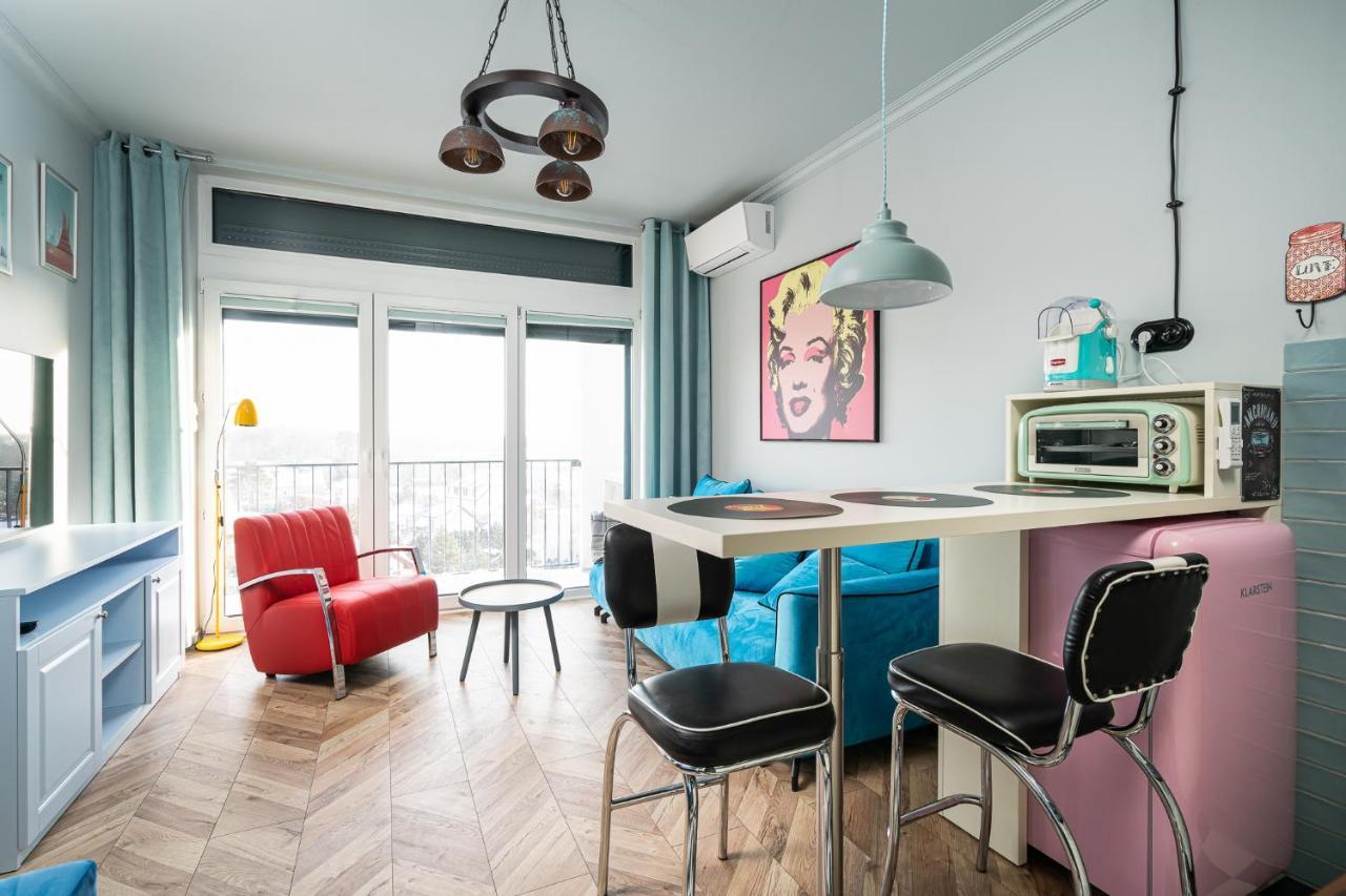Rentplanet - Apartamenty Zarembowicza Wroclaw Ngoại thất bức ảnh