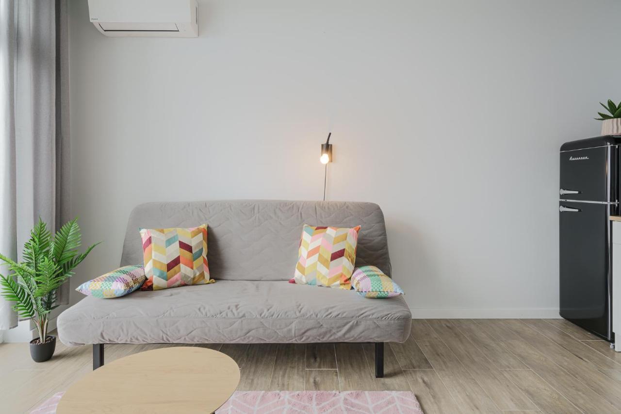Rentplanet - Apartamenty Zarembowicza Wroclaw Ngoại thất bức ảnh