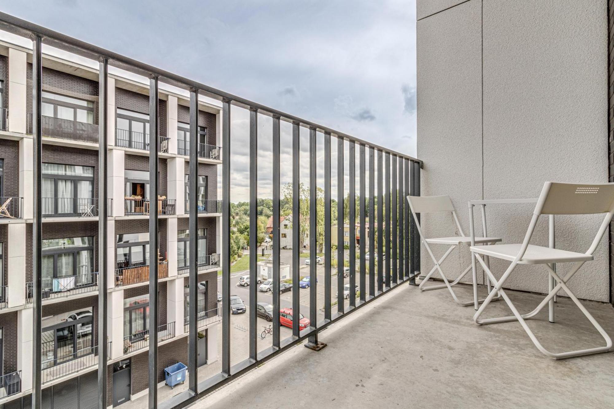 Rentplanet - Apartamenty Zarembowicza Wroclaw Ngoại thất bức ảnh