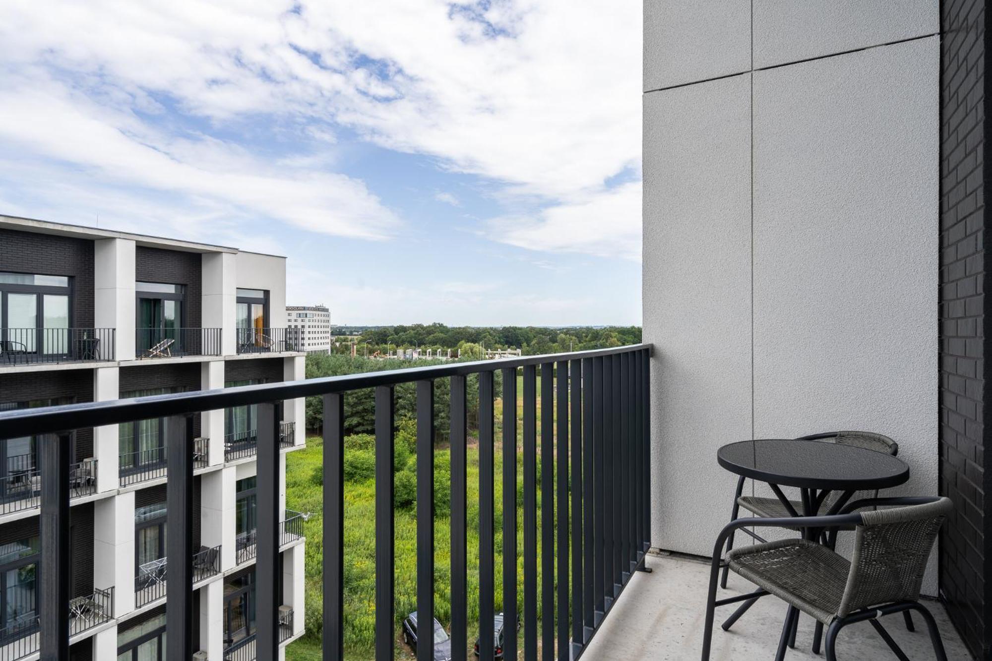 Rentplanet - Apartamenty Zarembowicza Wroclaw Ngoại thất bức ảnh